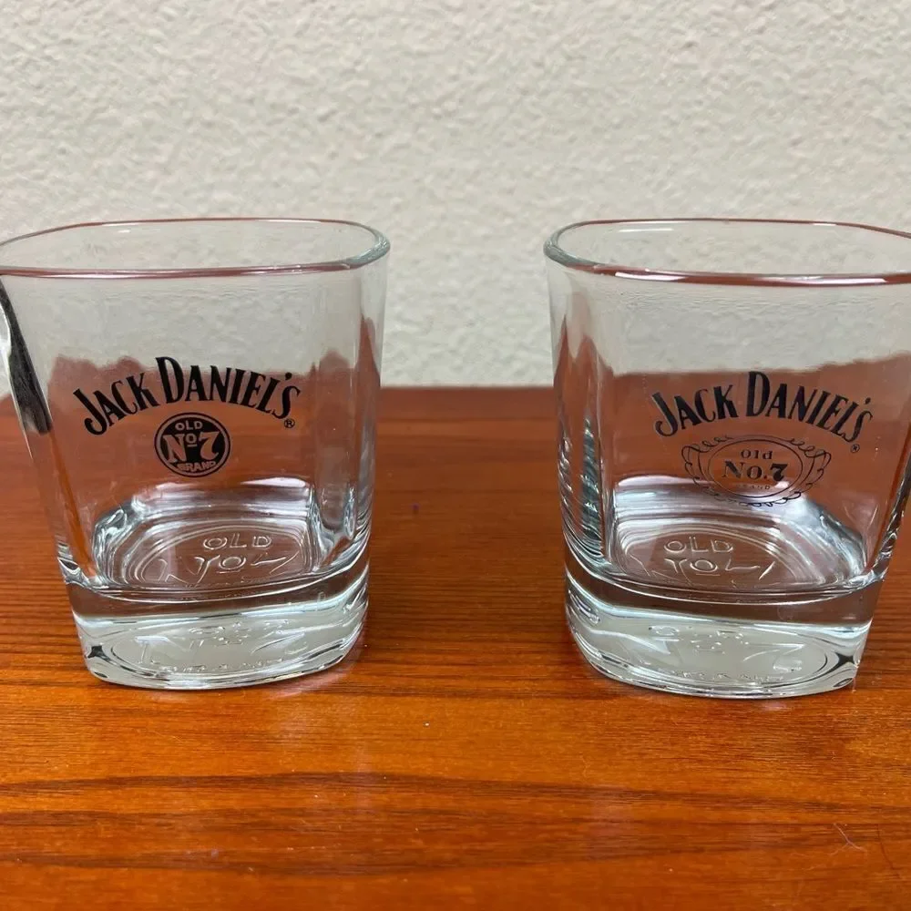 JACK DANIELS Whiskey SQUARE ROCKS Lowball Glasses Old No. 7 logo Set Of 2